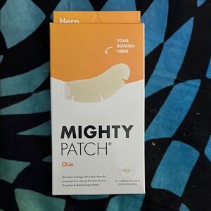 ✨🆕BNIP!SEALED!Hero. Mighty Patch Chin Blemish strips!✨